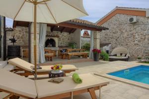 Stone villa Parentium with private pool in Porec 