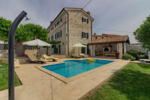 Stone villa Parentium with private pool in Porec 