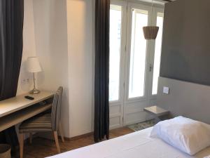 Hotels Hotel Saint Roch Montpellier Centre : photos des chambres