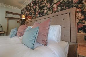 Superior Double Room room in The Pooley Bridge Inn