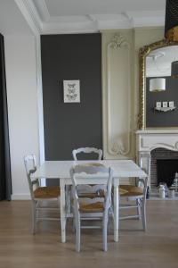 Appartements Une Nuit au Soleil : photos des chambres