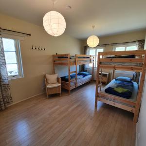 Hvammur 2 Guesthouse Red House