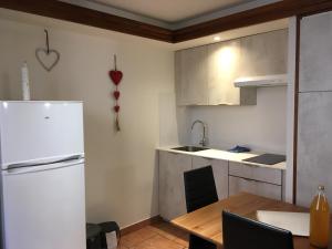 Appartements Apartment Cali Elina : photos des chambres