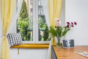 Krasińskiego Apartments - LOW STANDARD - Riverside & Old Town - by Upstairs - Cracovia