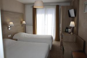 Hotels Hotel Des Tilleuls : photos des chambres