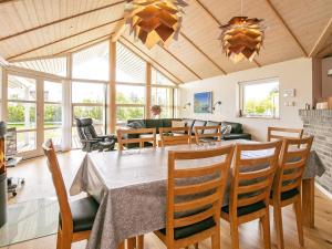 8 person holiday home in Lemvig-By Traum
