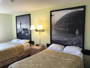 Deluxe Double Room with Two Double Beds - Non-Smoking room in Super 8 by Wyndham Augusta