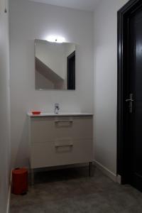Villa Jean Julien - Le Sancy - Wifi - 2 chambres - 2 Salles deau - Rdc - 8 personnes - Terrasse
