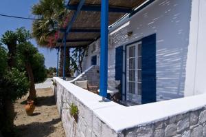 Sardis Rooms Kimolos-Island Greece