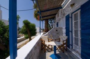 Sardis Rooms Kimolos-Island Greece