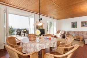 Ferienhaus Malgosia direkt am See