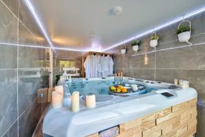 Maisons de vacances MickeyRelax - House Spa Sauna next Disneyland Paris : photos des chambres