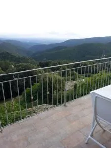Appartement charmant à Isolaccio-Di-Fiumorbo, 55m², balcon - Ghisoni