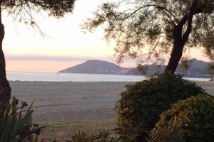2 chambres, Résidence avec Piscine, 100 mètres de la mer