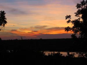 Crocodile Bridge Safari Lodge