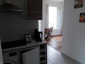 Appartements Les Lauriers : photos des chambres