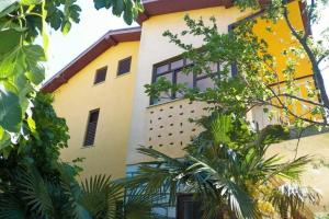 Apartment Sanja near the sea, spacious and green :)