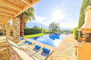 Cretan Mansion with Heated Swimming Pool Chania Greece