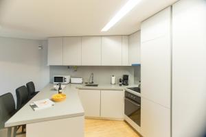 Premium Style Apt by Porto City Hosts