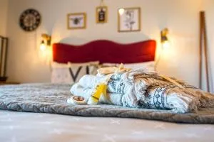 Salty Breeze Experience vs Olive Flavor Sensation at Porto Cheli - Agios Aimillianos