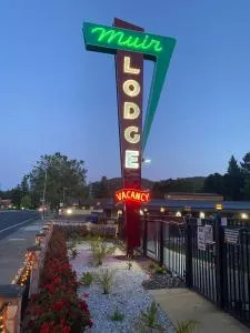Muir Lodge Motel - Port Chicago
