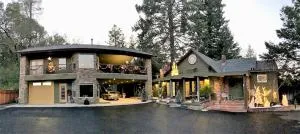 Foothill House - Middletown