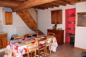 B&B / Chambres d'hotes Valcaris: gites, chambre d'hotes et tables d'hotes : photos des chambres