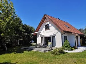 Biały Żagiel - Dom do wynajęcia Pluski - 栋布鲁夫诺