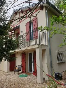 Modern Bright House - 圣日耳曼昂莱