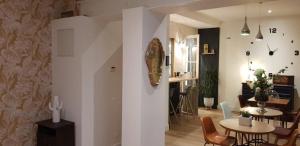 B&B / Chambres d'hotes Les Bories in the city - Bed & Breakfast : photos des chambres