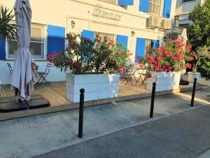 Hotels Le Castelet : photos des chambres