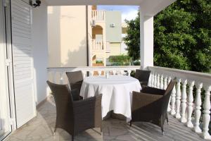 Superior apt, 4 rooms, 4 bathrooms