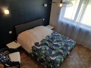 B&B / Chambres d'hotes La Belle Jaune- bed and breakfast : photos des chambres