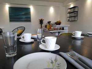 B&B / Chambres d'hotes La Belle Jaune- bed and breakfast : photos des chambres