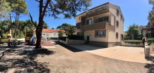 Apartments Beach House Villa