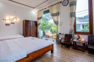 Căn Hộ Có Phòng Tắm Chung (Apartment With Shared Bathroom)