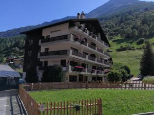 Haus Residence - 3hvězdičkové hotely ve městě Täsch