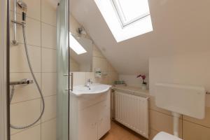 Family One-Bedroom Apartment room in Apartments Rozle