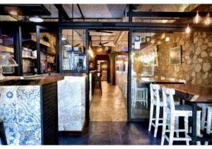 卡内旅馆 - 皮内达德马尔