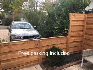 Annadora Beach House - Private Parking