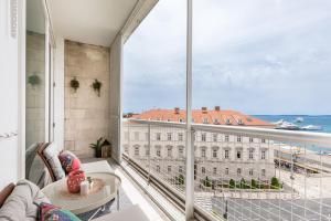 5th FLOOR Apartment- Harborview