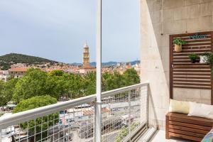 5th FLOOR Apartment- Harborview