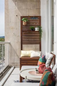 5th FLOOR Apartment- Harborview 
