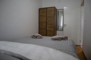 Kings park apartment