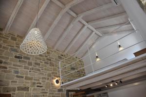 LAINI LUXURY SUITES