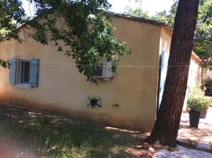 Maisons de vacances Le Bois De La Cour : photos des chambres