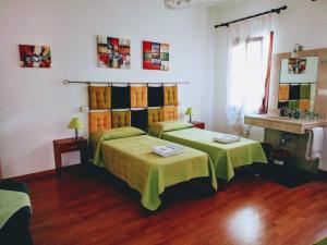 Double or Twin Room with Shared Bathroom room in Casa Favaretto Guest House