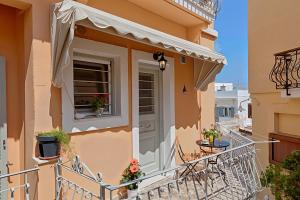 Aeolia apartments Syros Greece