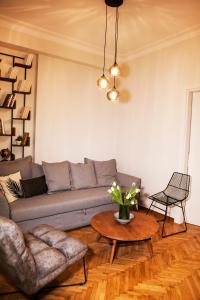 Central Comfy Modern Flat 2 bedrooms 2 bathrooms