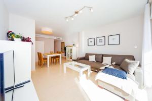 Шикарная квартира на первой линии -Luxury apartment on the first line sea